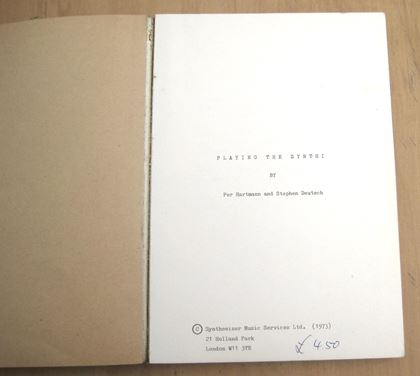 Ems-Playing the Synthi Hartmann/Deutsch